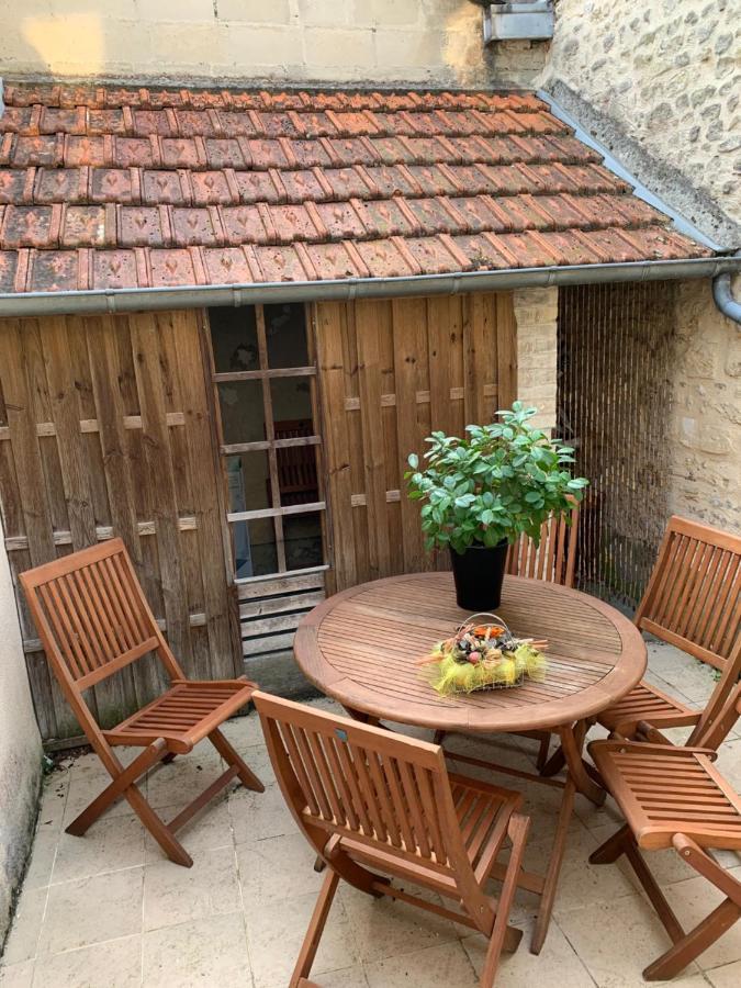 Private House With A View On Bayeux's Cathedrale *
